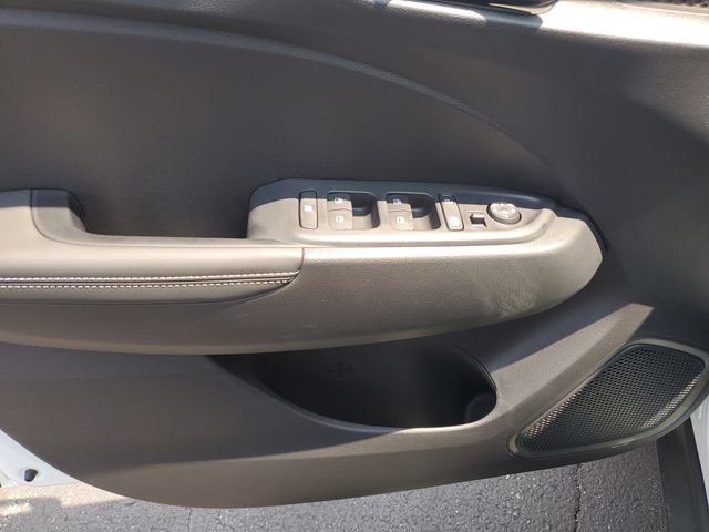 New 2026 Hyundai Venue SEL FWD image 19