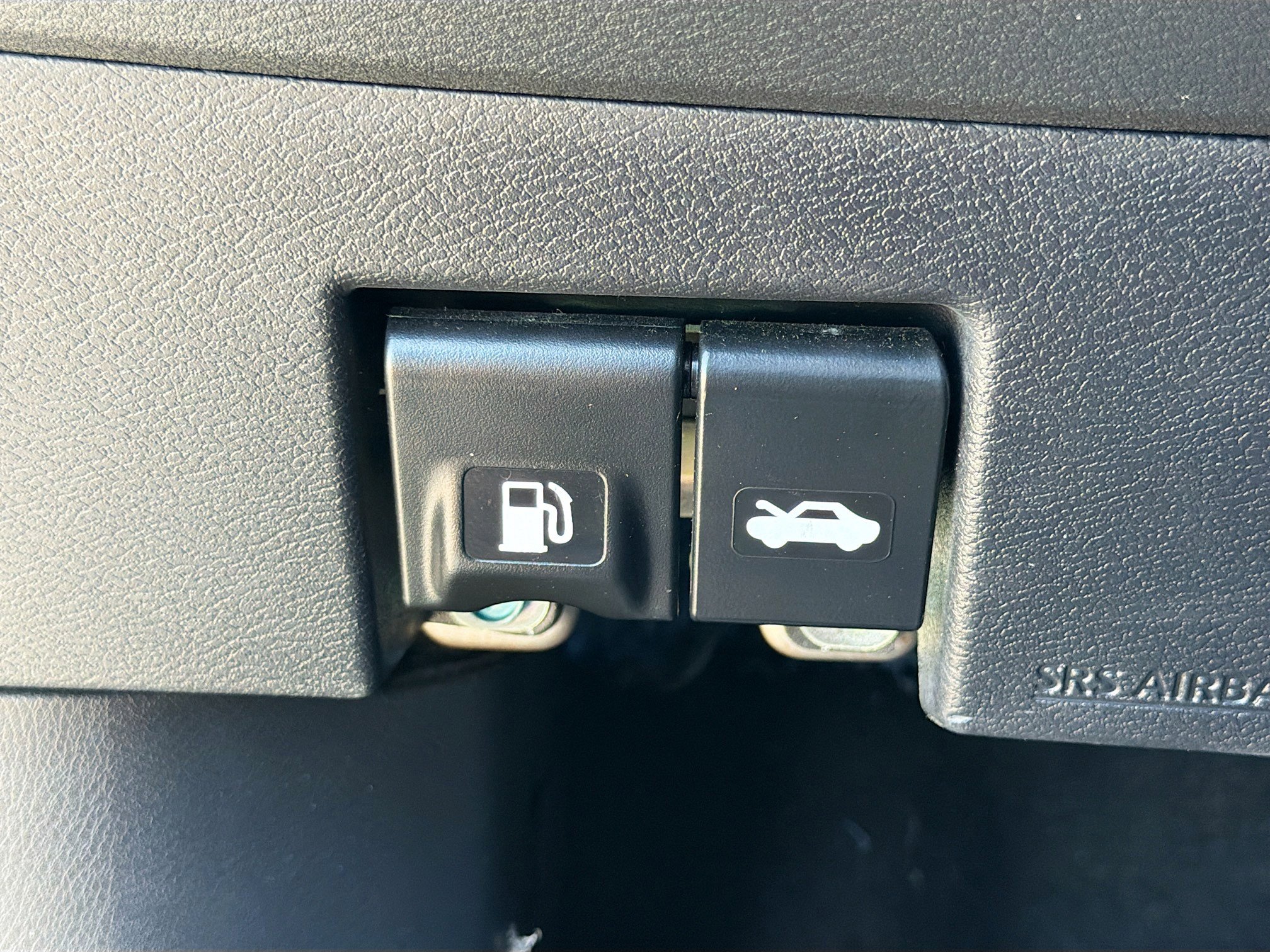 Used 2024 Nissan Kicks SR FWD image 30