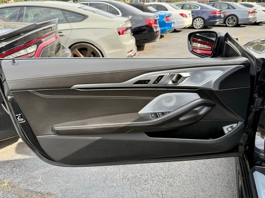 Used 2019 BMW M850i xDrive Convertible image 11