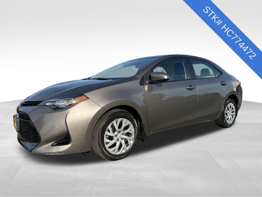 Used 2017 Toyota Corolla LE image 3