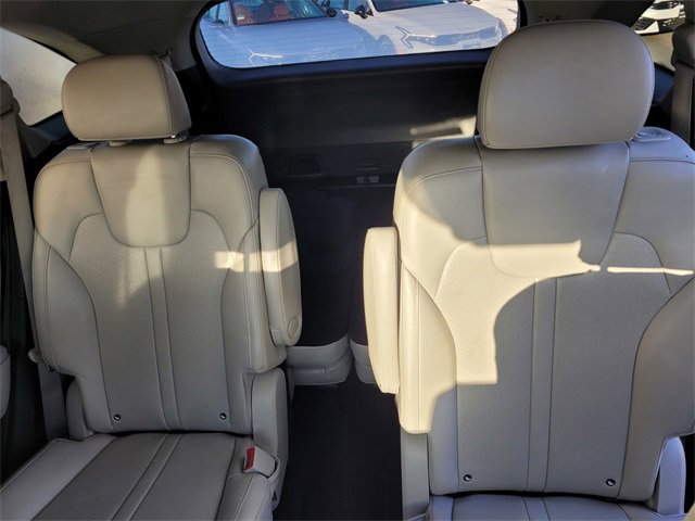 Used 2024 Kia Sorento EX image 12