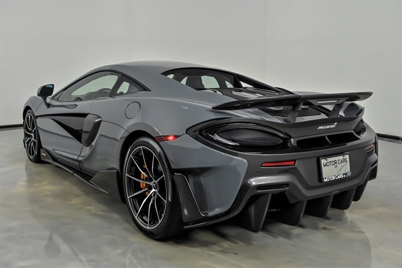 Used 2019 McLaren 600LT RWD image 8