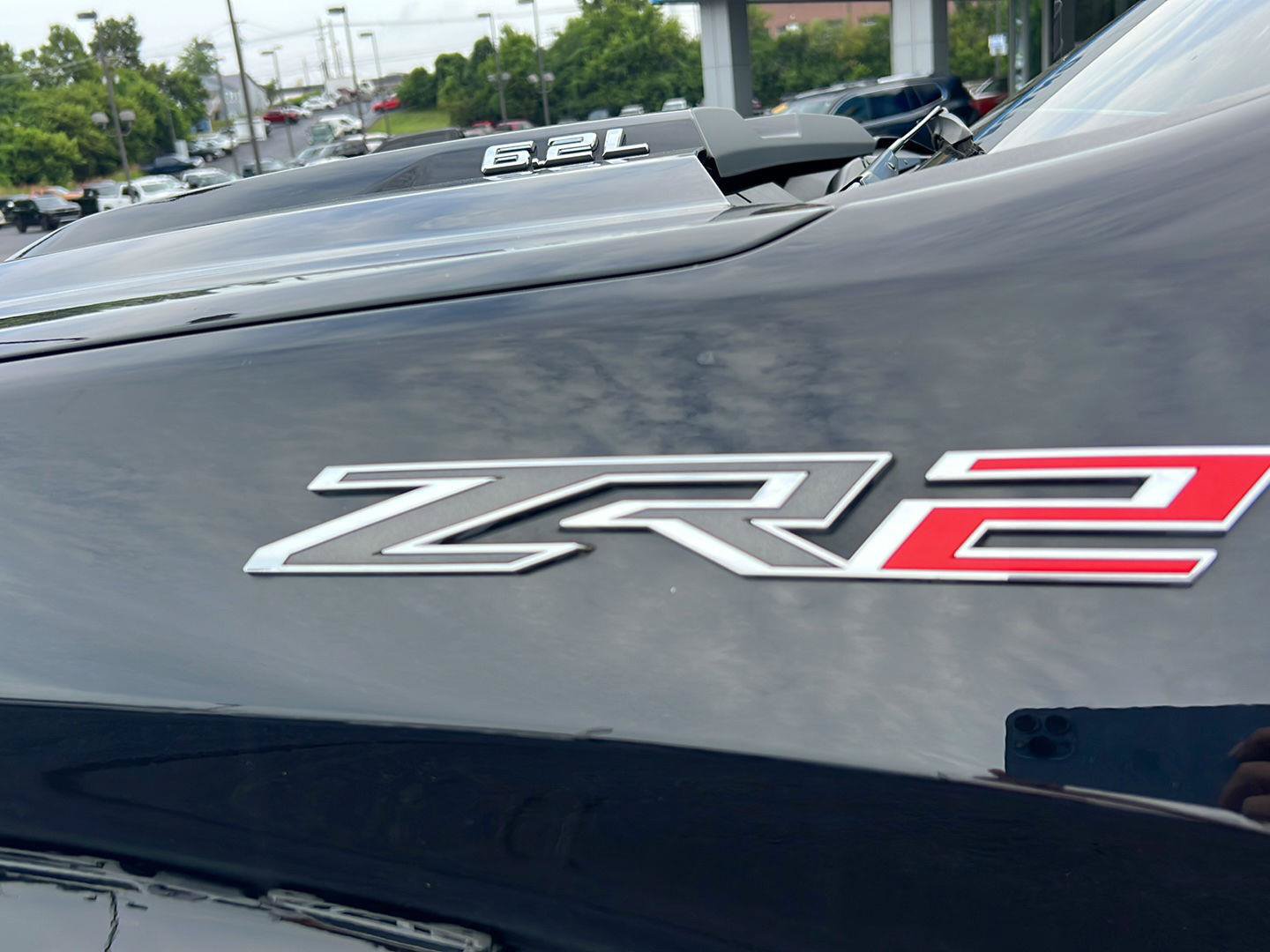 Used 2022 Chevrolet Silverado 1500 ZR2 w/ Technology Package AWD/4WD image 9