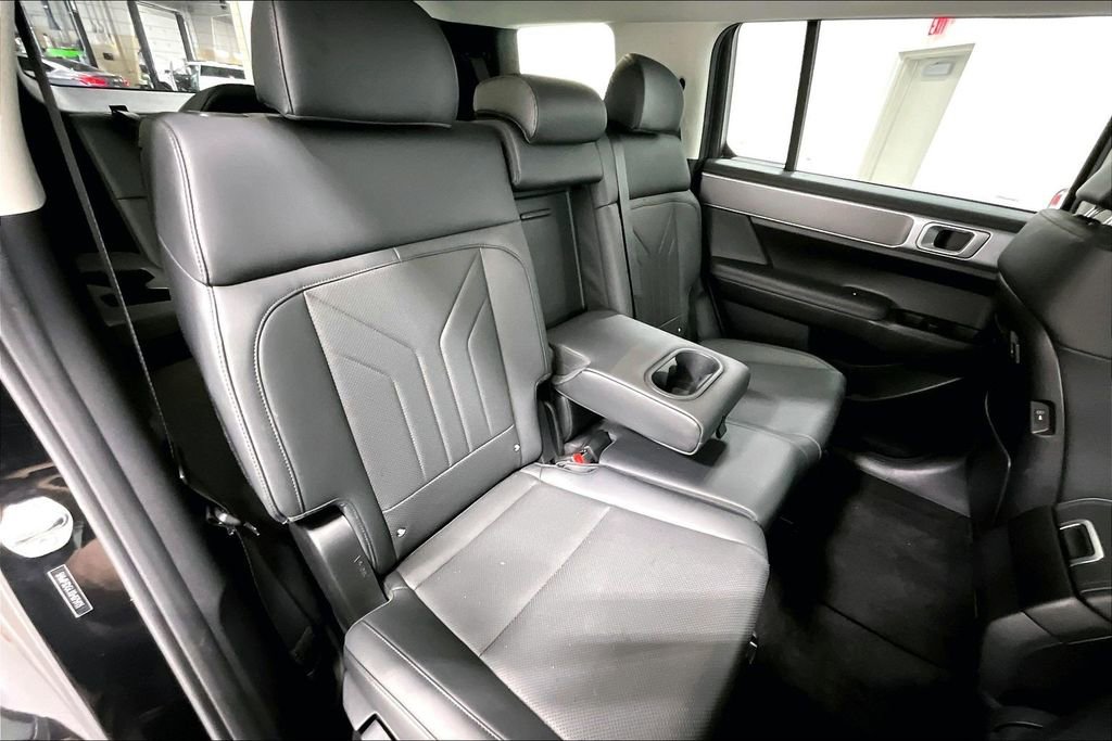 Certified 2025 Hyundai Santa Fe XRT image 36