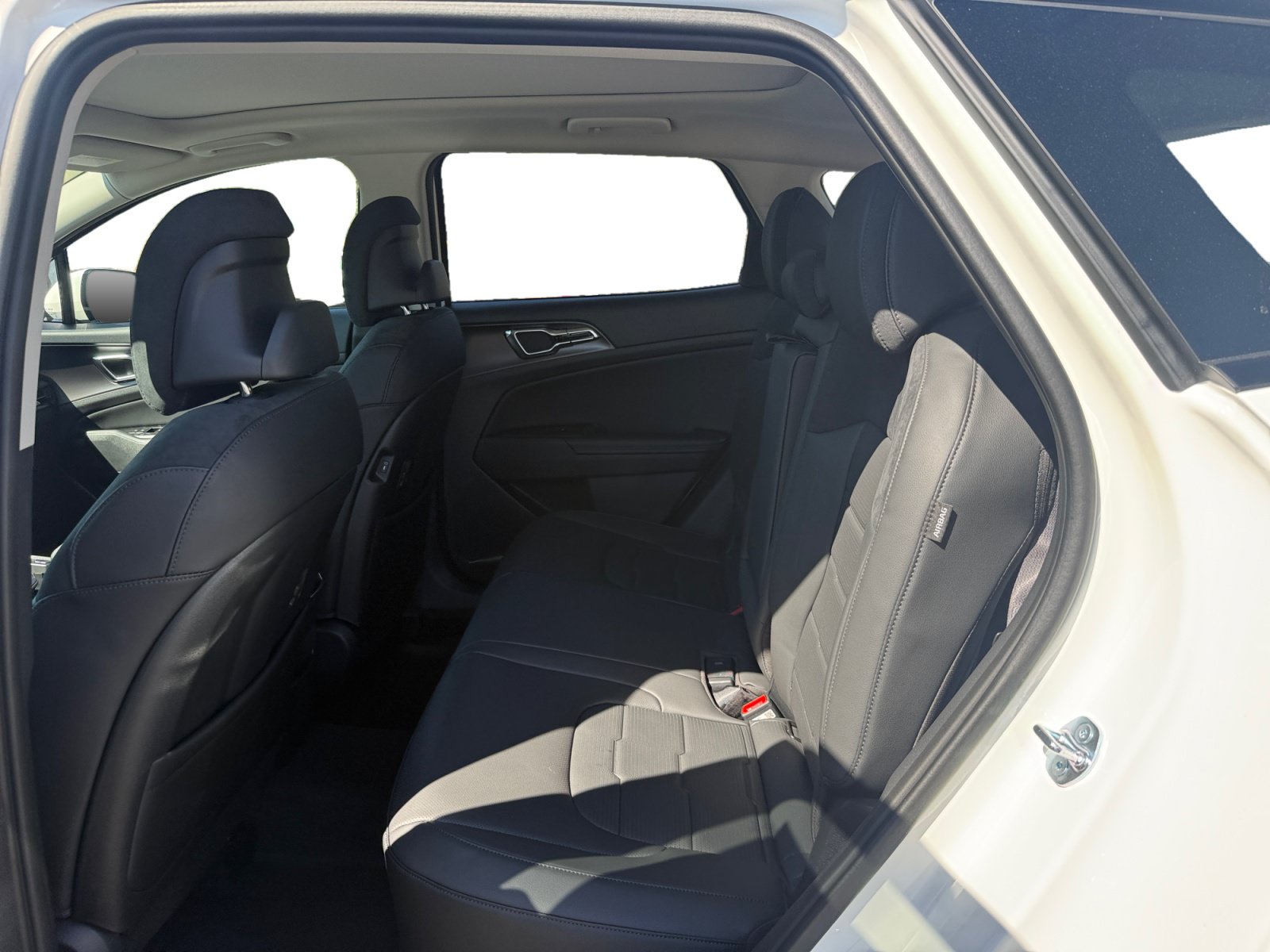 New 2027 Kia Sportage SX Prestige AWD/4WD image 16