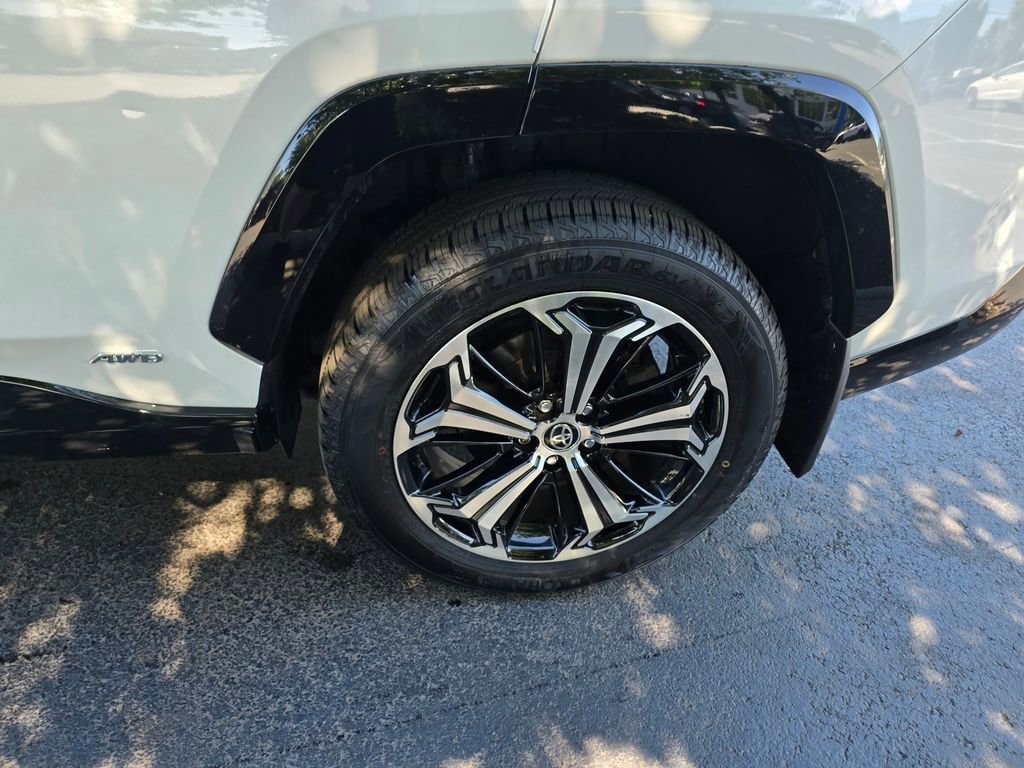 Certified 2023 Toyota RAV4 XSE w/ Weather Package AWD/4WD image 4