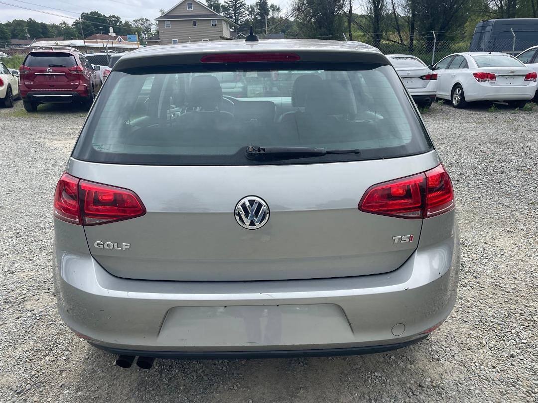 Used 2015 Volkswagen Golf S FWD image 6
