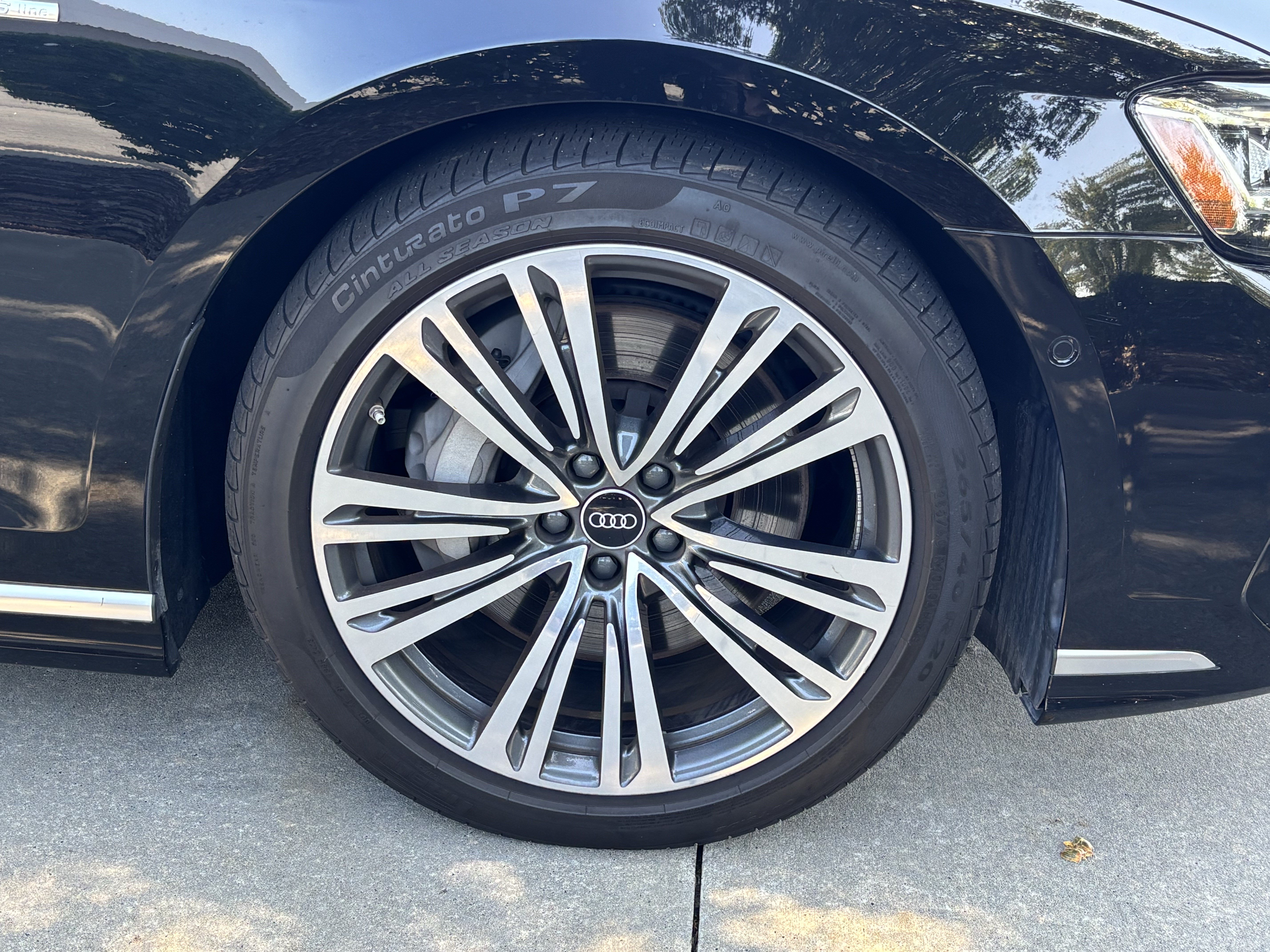 Used 2023 Audi A8 L 3.0T AWD/4WD image 12