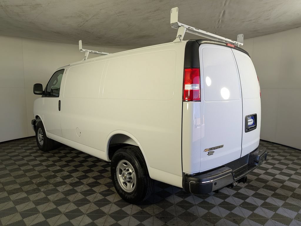 New 2026 Chevrolet Express 2500 w/ Driver Convenience Package RWD image 7