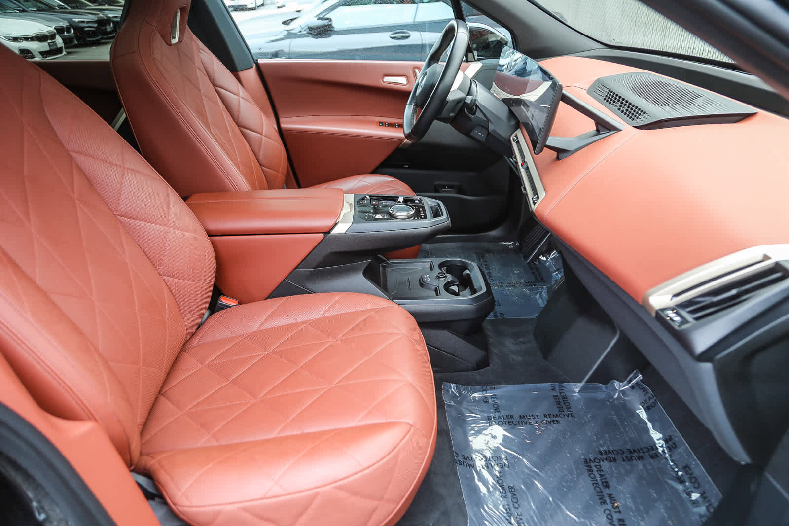 Used 2025 BMW iX xDrive50 w/ Premium Package image 12