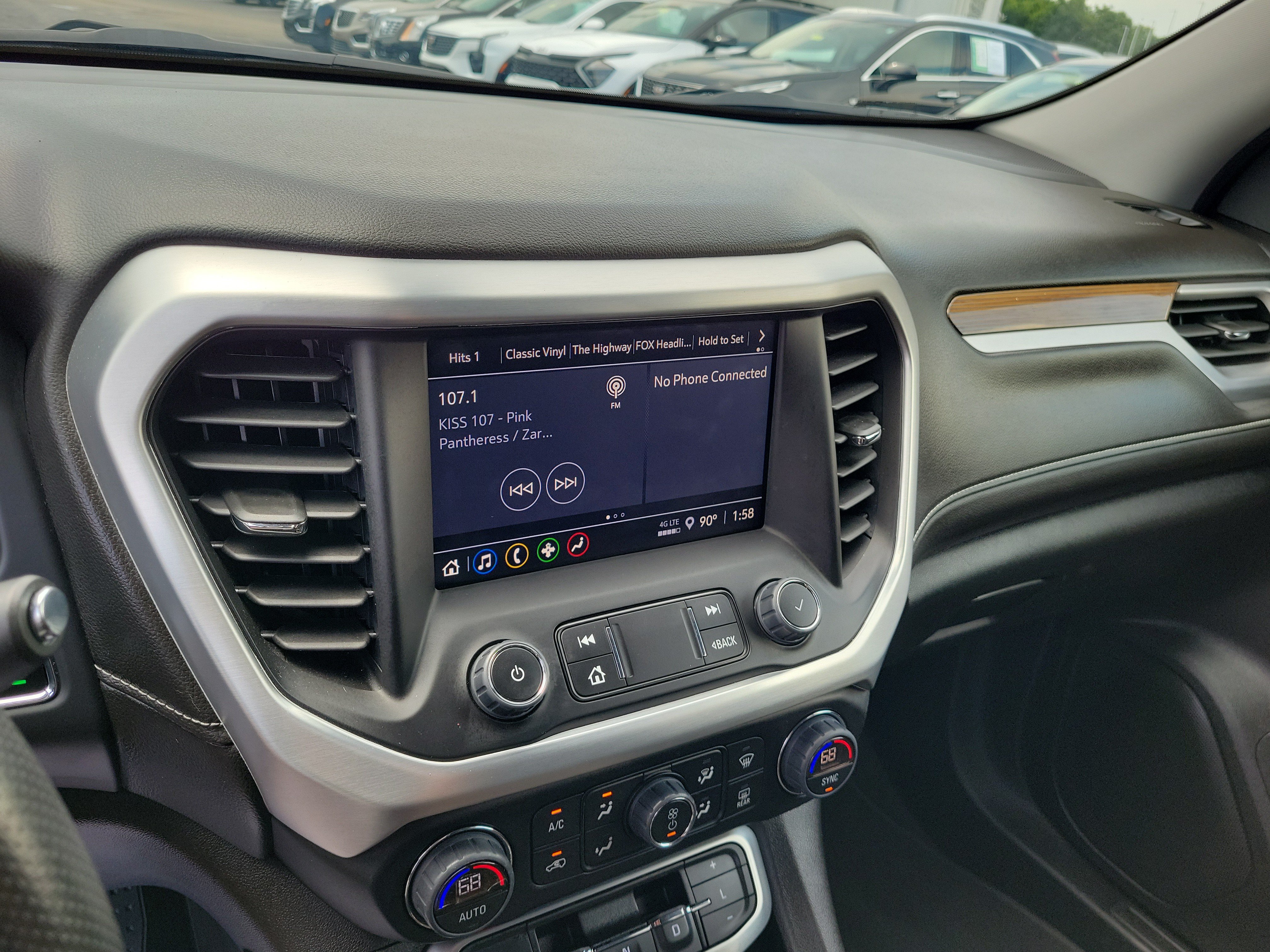 Used 2023 GMC Acadia SLE w/ Driver Convenience Package FWD image 27