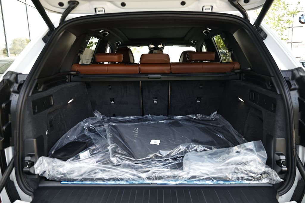 New 2026 BMW X5 xDrive50e w/ M Sport Package image 32