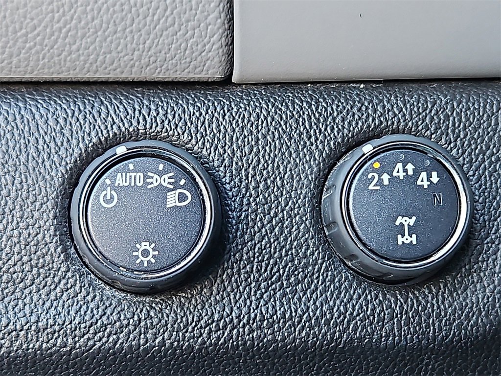 Used 2018 Chevrolet Colorado W/T w/ Custom Special Edition image 24