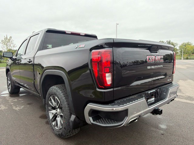 Used 2020 GMC Sierra 1500 SLE w/ X31 Off-Road Package AWD/4WD image 14