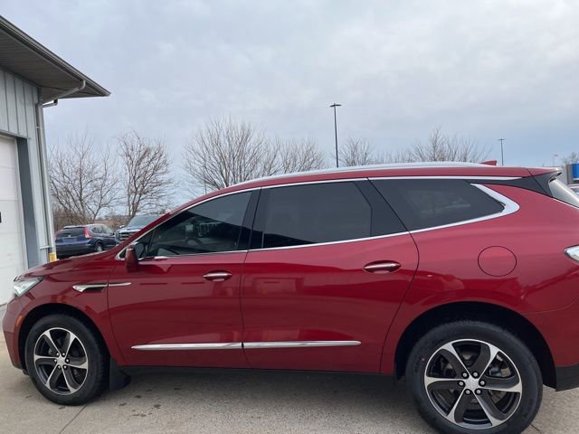 Used 2022 Buick Enclave Essence w/ Experience Buick Package image 8