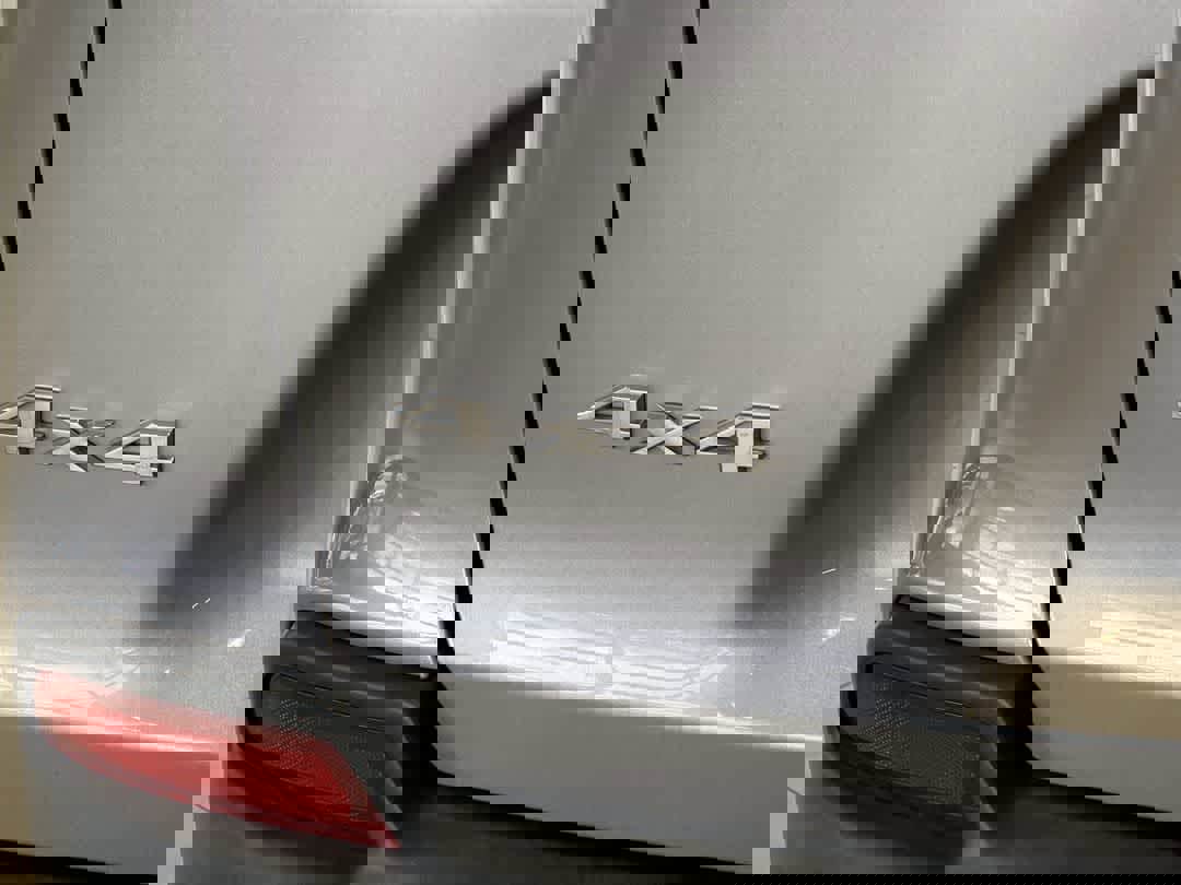 Used 2019 Jeep Cherokee Latitude Plus image 11