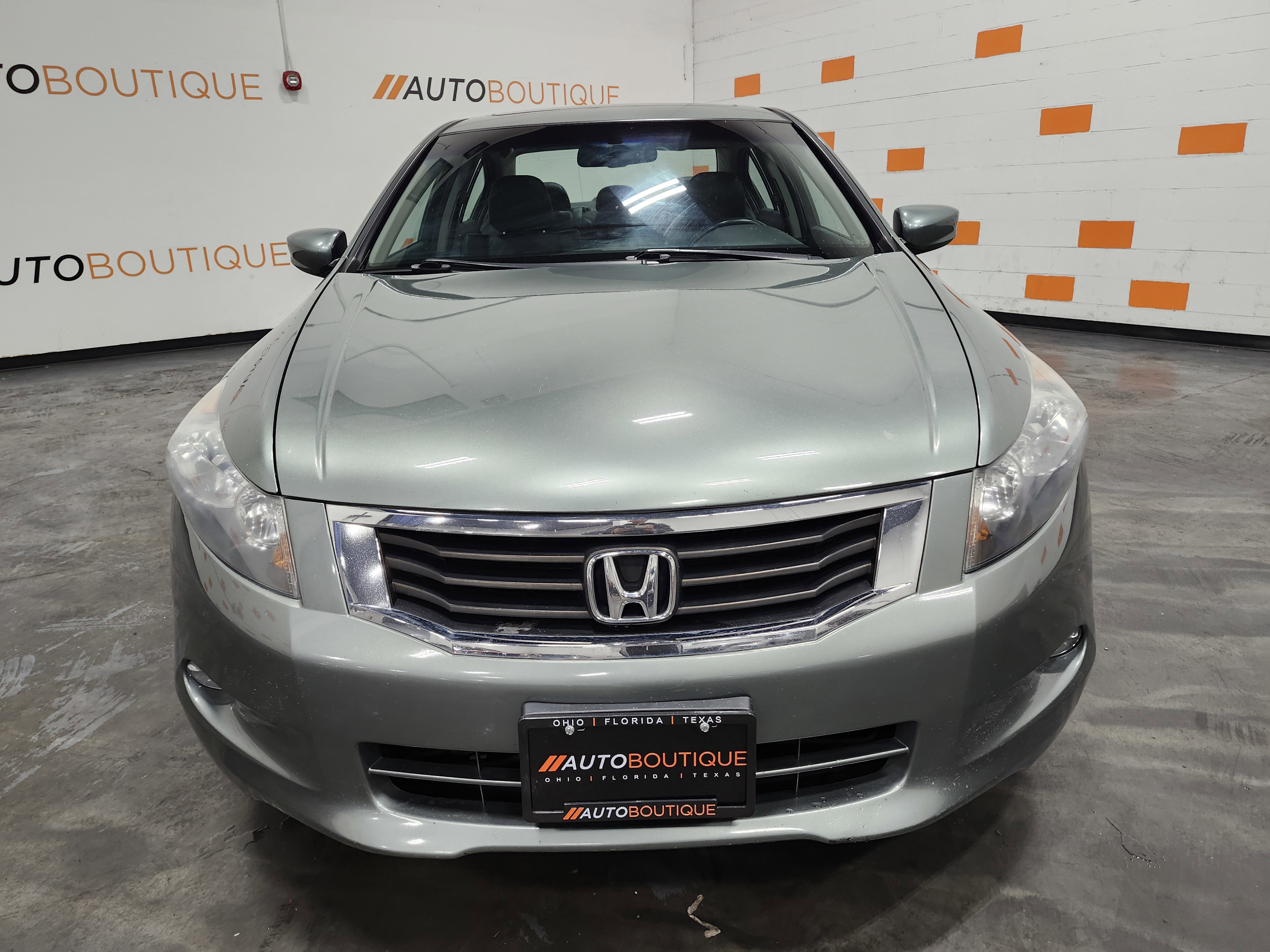 Used 2010 Honda Accord EX-L image 10