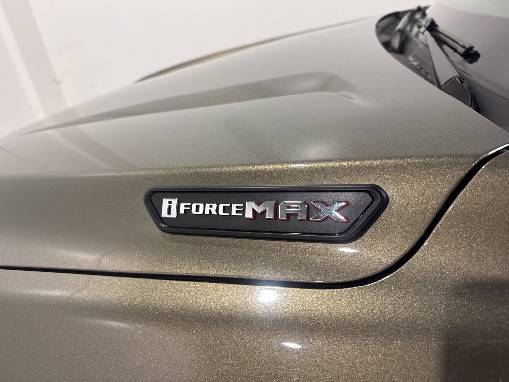 Used 2025 Toyota Tacoma TRD Off-Road AWD/4WD image 33