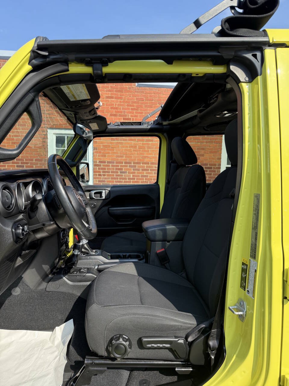 Used 2023 Jeep Wrangler Unlimited Sport AWD/4WD image 11