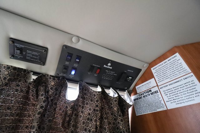 Used 2014 Mercedes-Benz Sprinter 3500 image 40