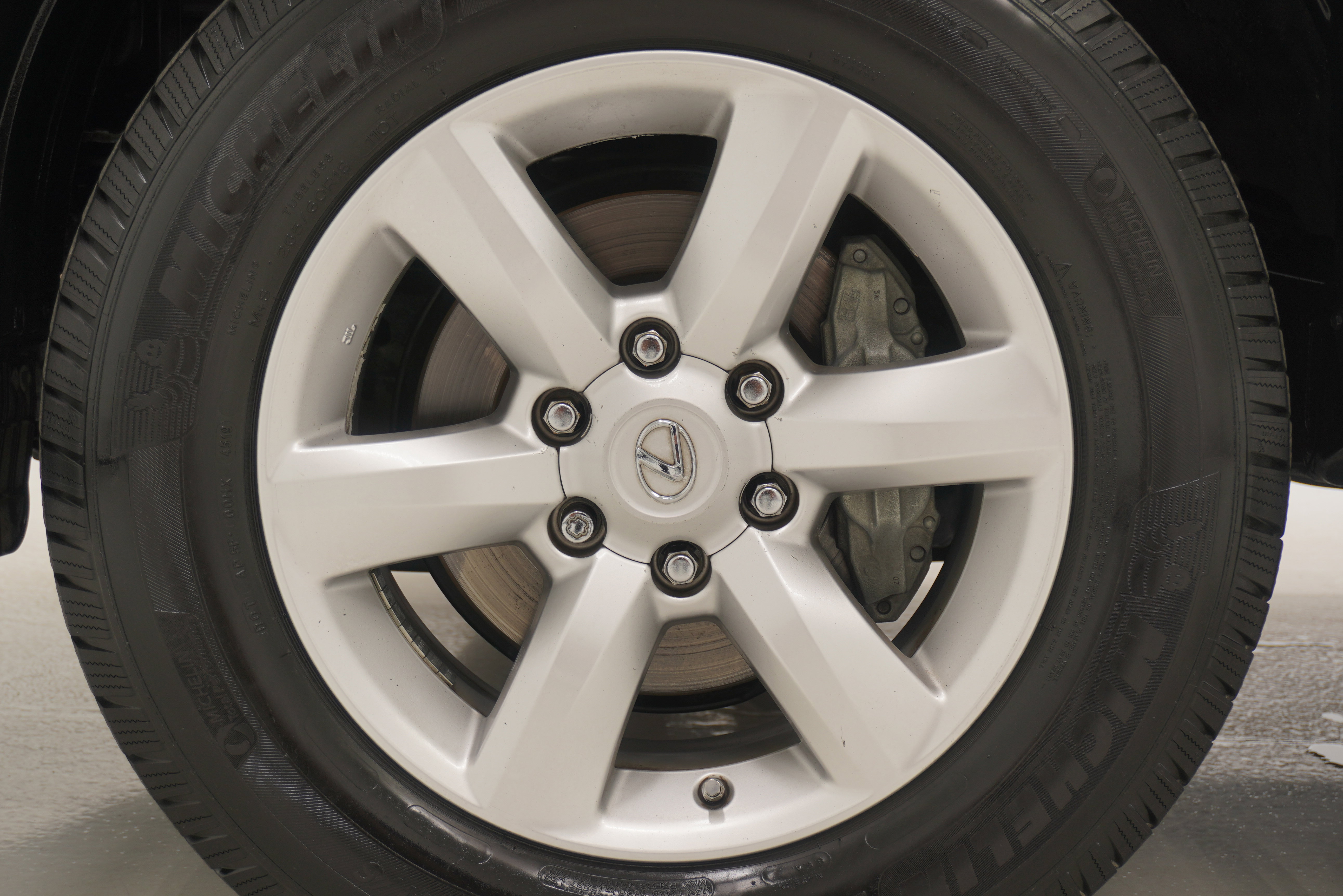 Used 2014 Lexus GX 460 AWD/4WD image 31