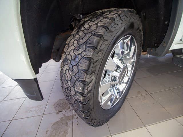 Used 2017 GMC Sierra 2500 Denali w/ Duramax Plus Package image 30