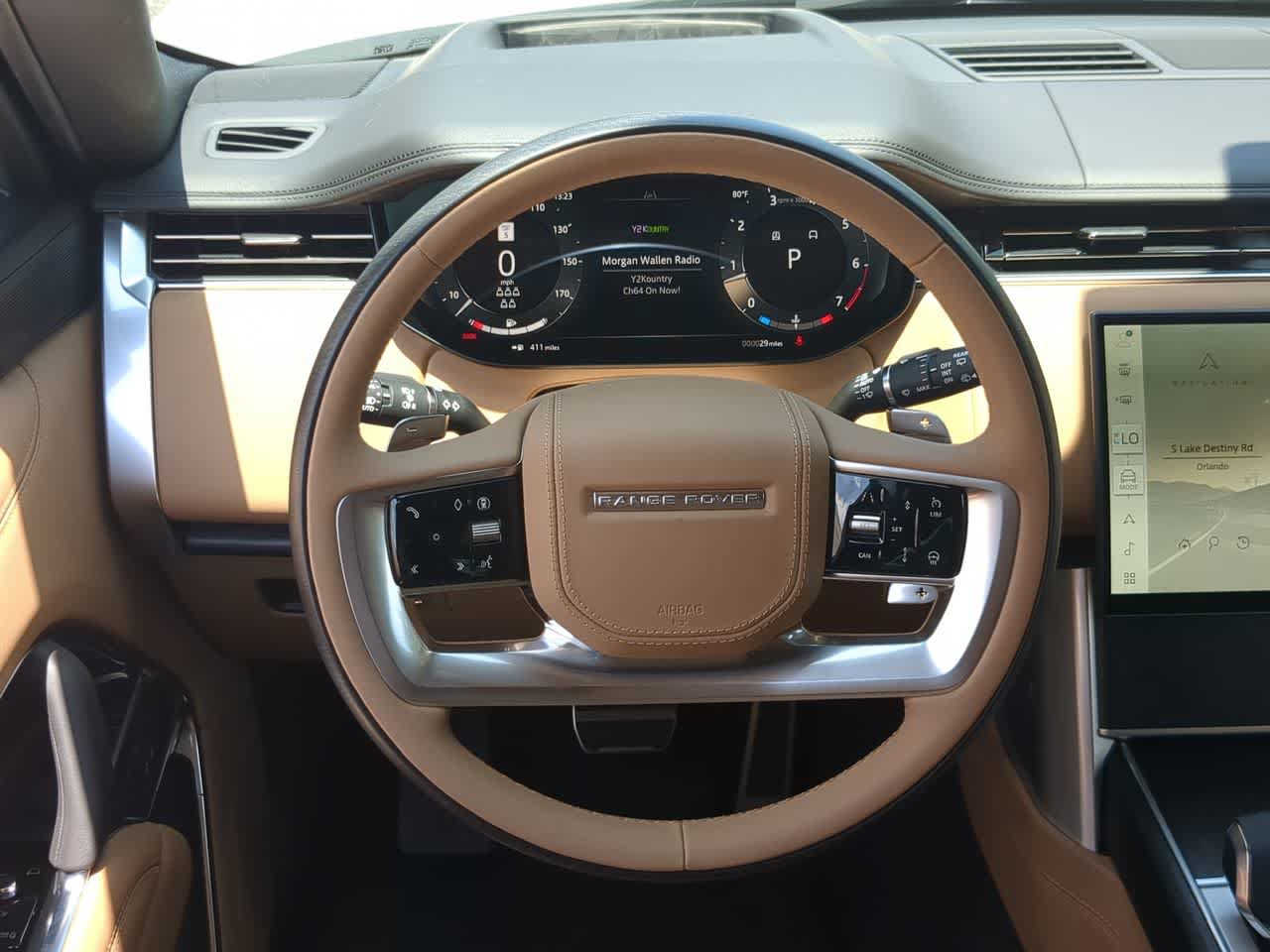 Used 2026 Land Rover Range Rover Long Wheelbase SE AWD/4WD image 24