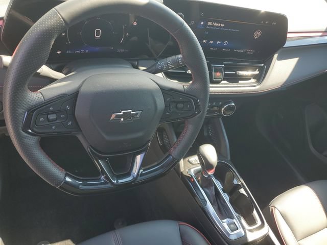 Used 2025 Chevrolet TrailBlazer RS w/ Convenience Package AWD/4WD image 19