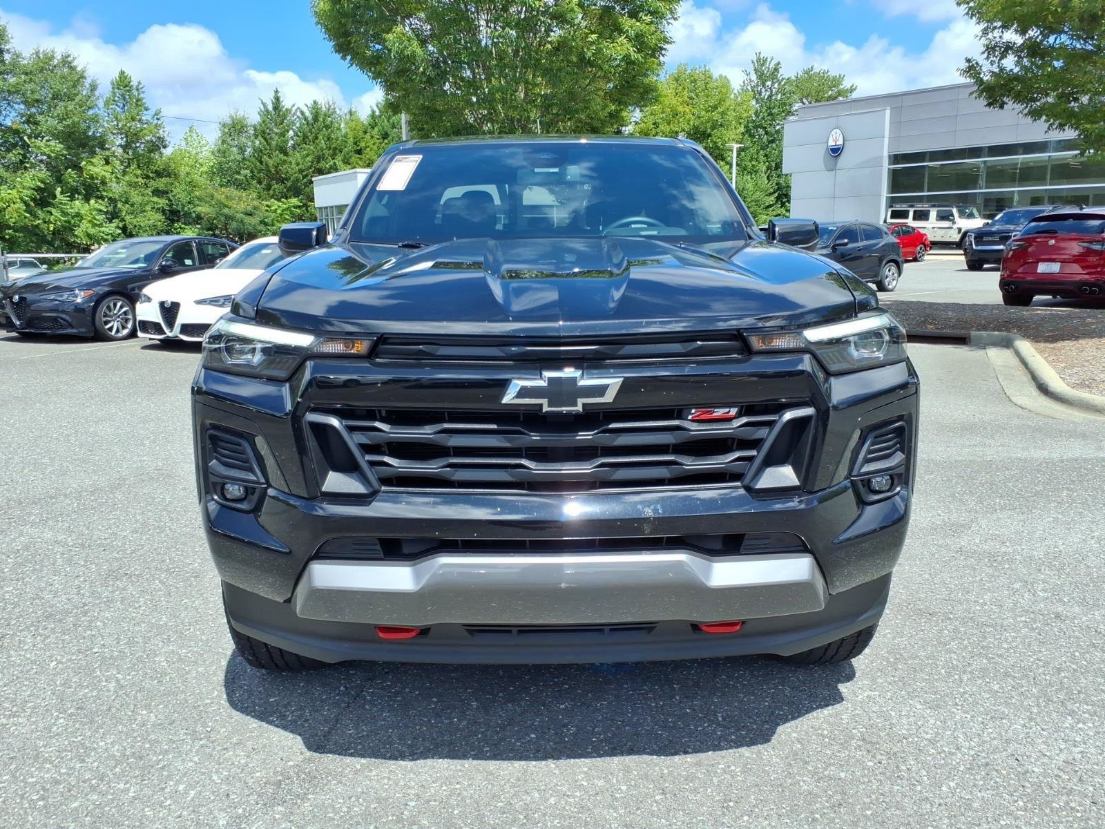Used 2023 Chevrolet Colorado Z71 w/ Z71 Convenience Package 2 AWD/4WD image 15