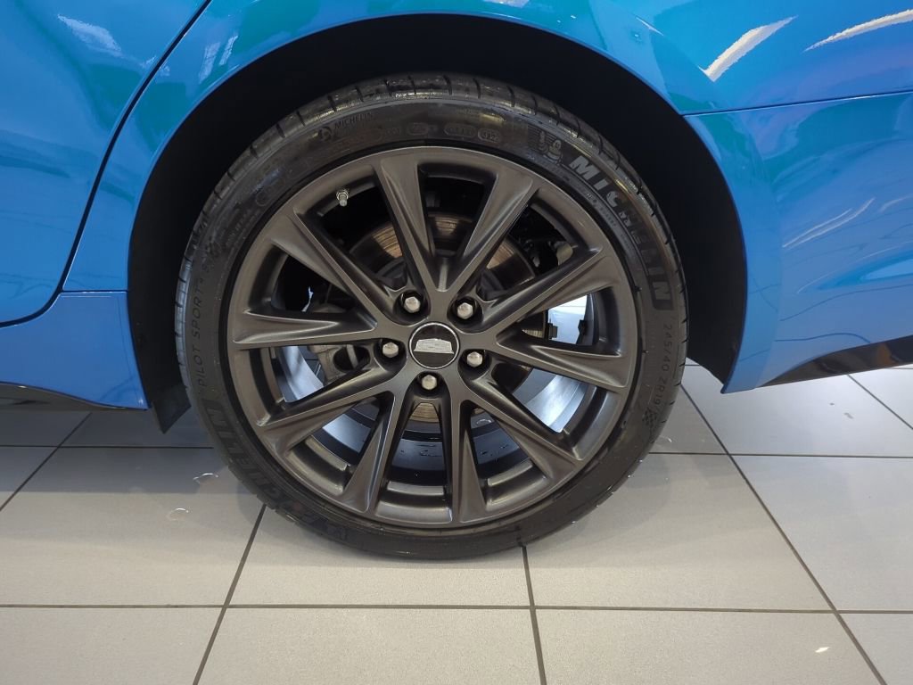 Certified 2025 Cadillac CT5 V w/ Technology Package image 25