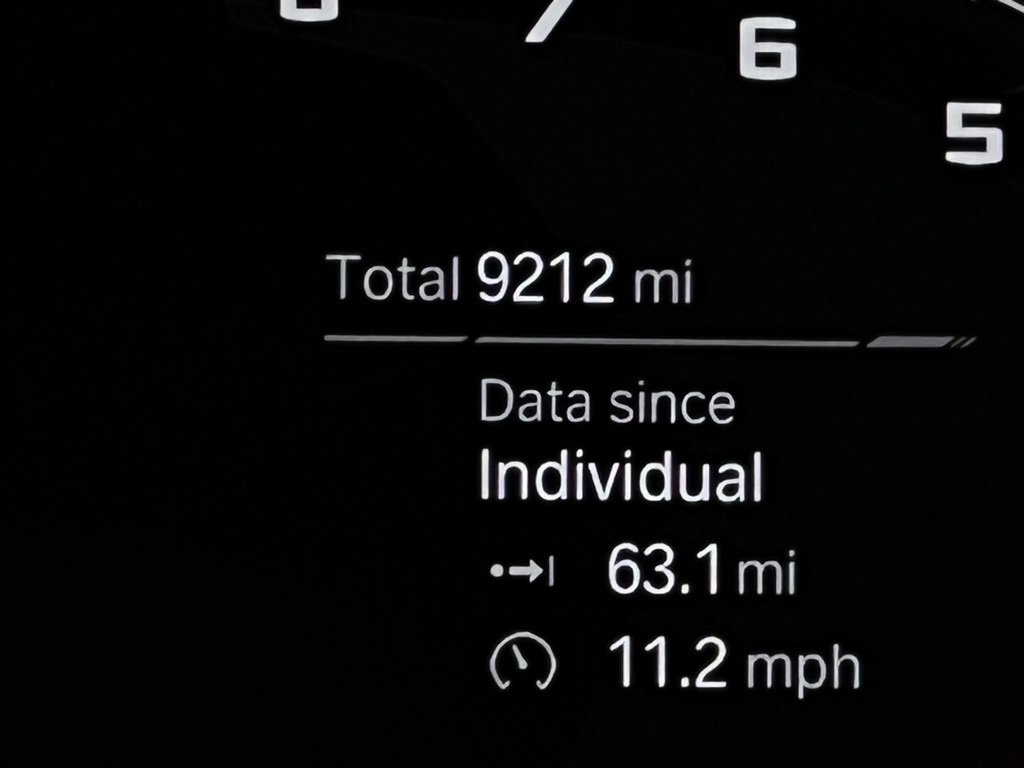 Used 2023 BMW M4 Coupe w/ Executive Package image 18