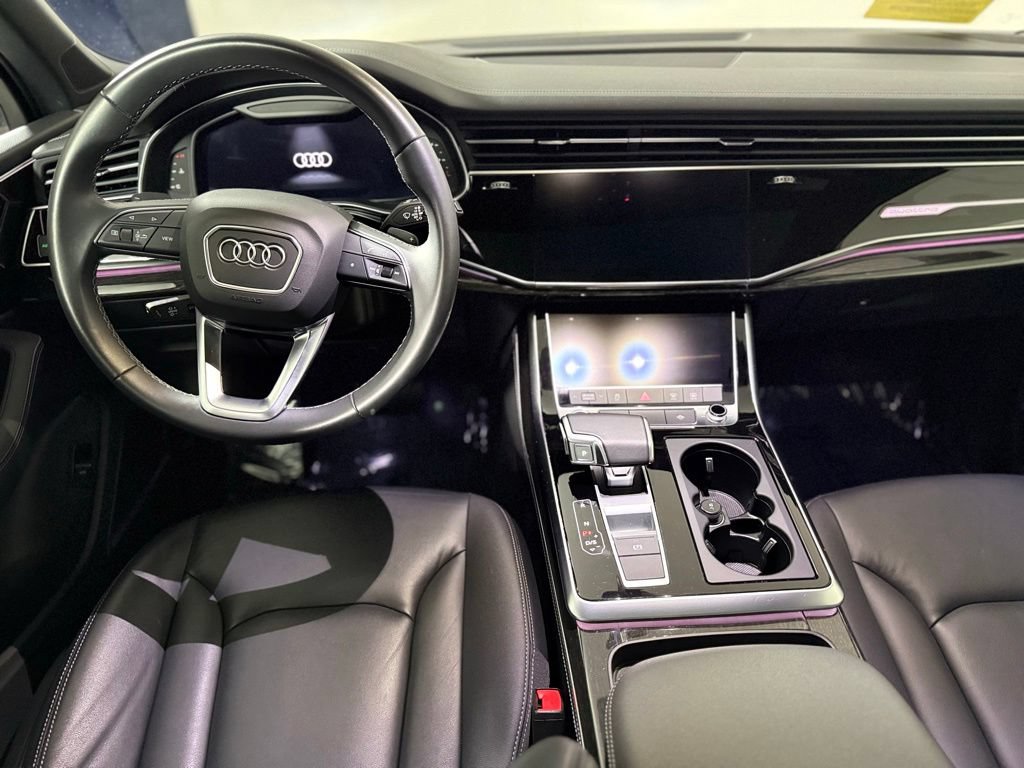 Used 2025 Audi Q7 3.0T Premium Plus AWD/4WD image 11