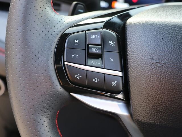 Used 2025 Ford Explorer ST AWD/4WD image 27