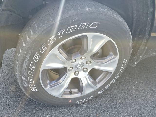 Used 2024 RAM 1500 Laramie image 10