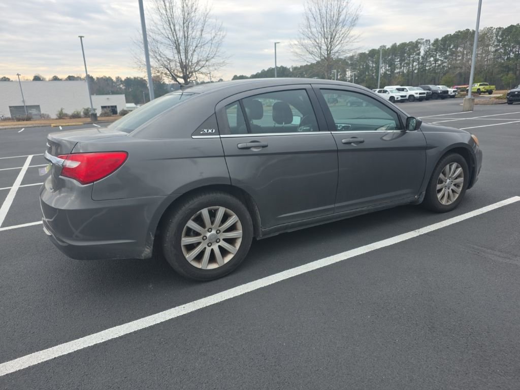 Used 2013 Chrysler 200 Touring image 8