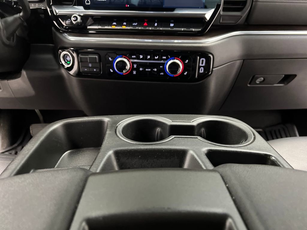 Used 2025 GMC Sierra 1500 SLT image 36