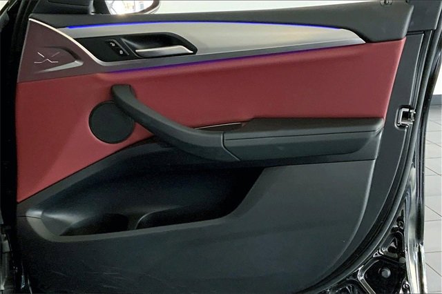 Used 2023 BMW X4 xDrive30i w/ Convenience Package image 24