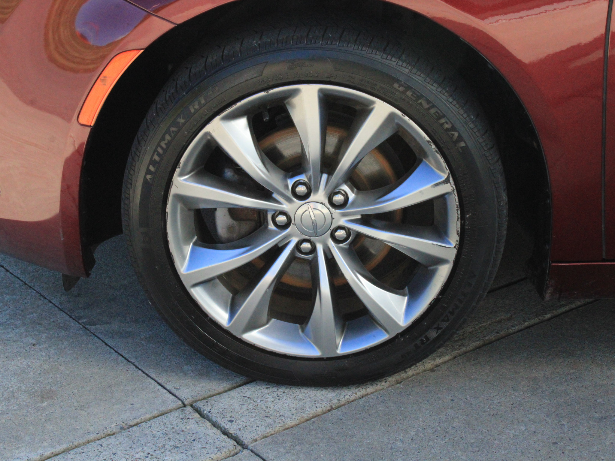 Used 2016 Chrysler 200 S w/ Comfort Group FWD image 37
