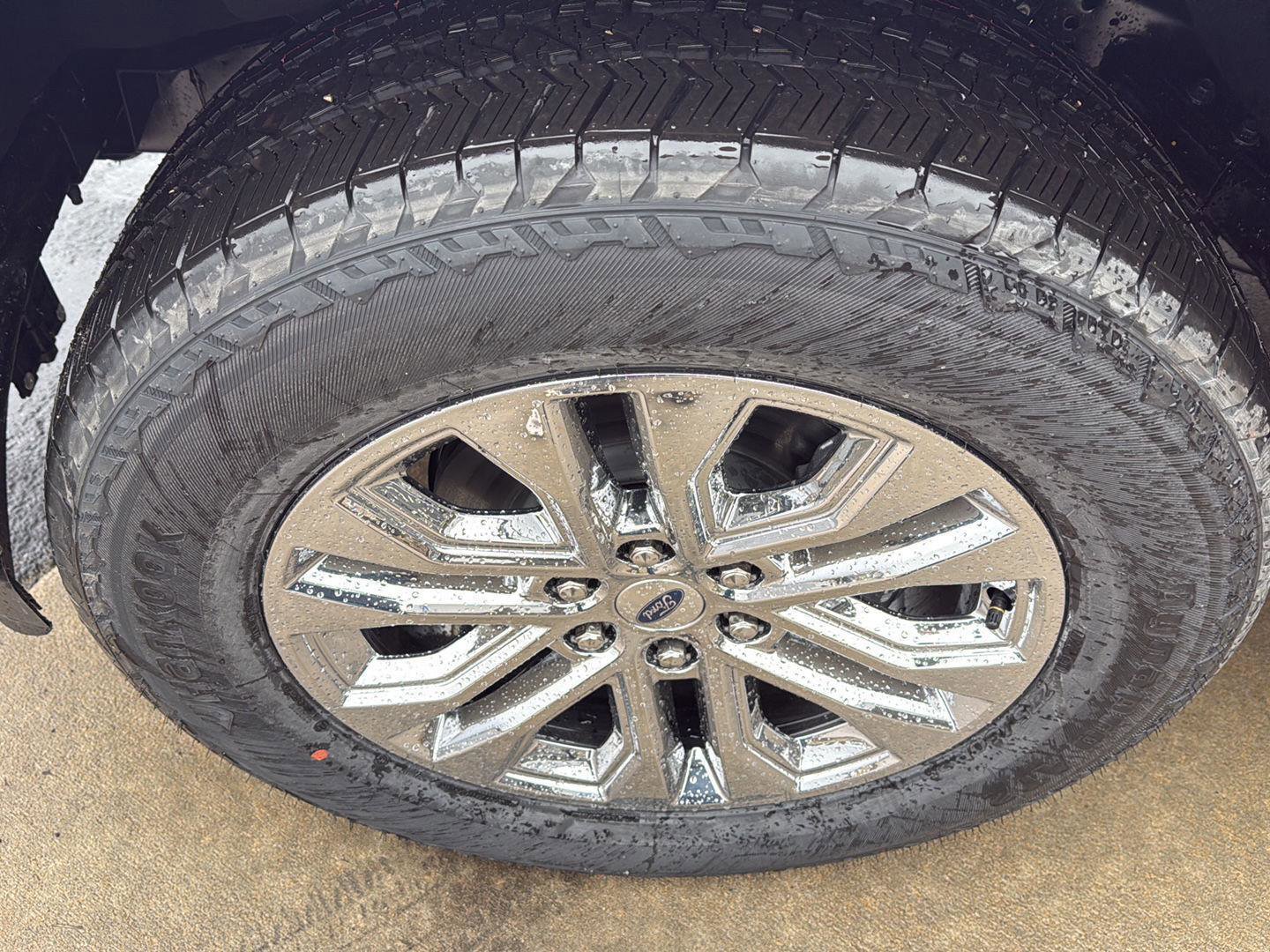 New 2026 Ford F150 Lariat w/ Equipment Group 501A Mid image 4