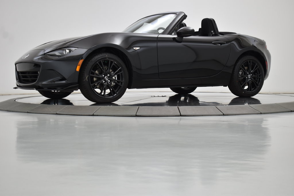 New 2026 MAZDA MX-5 Miata Club w/ Weather Package RWD image 16