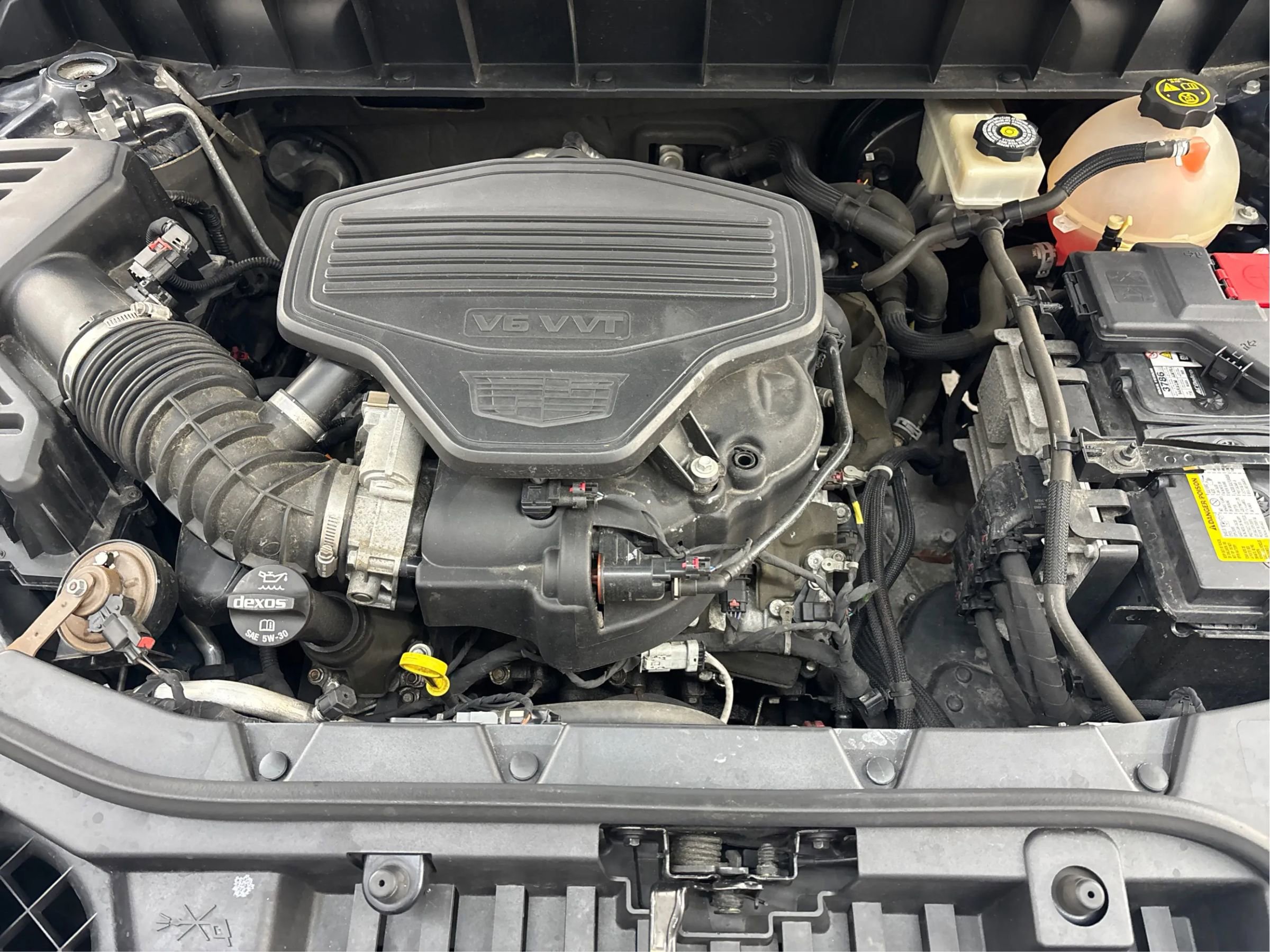 Used 2018 Cadillac XT5 Luxury w/ Driver Awareness Package image 31