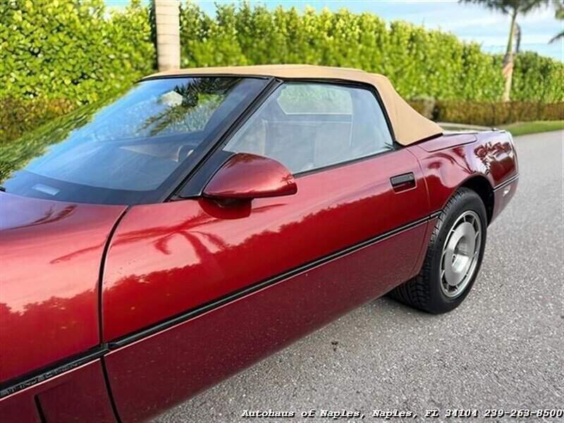 Used 1987 Chevrolet Corvette Convertible RWD image 12