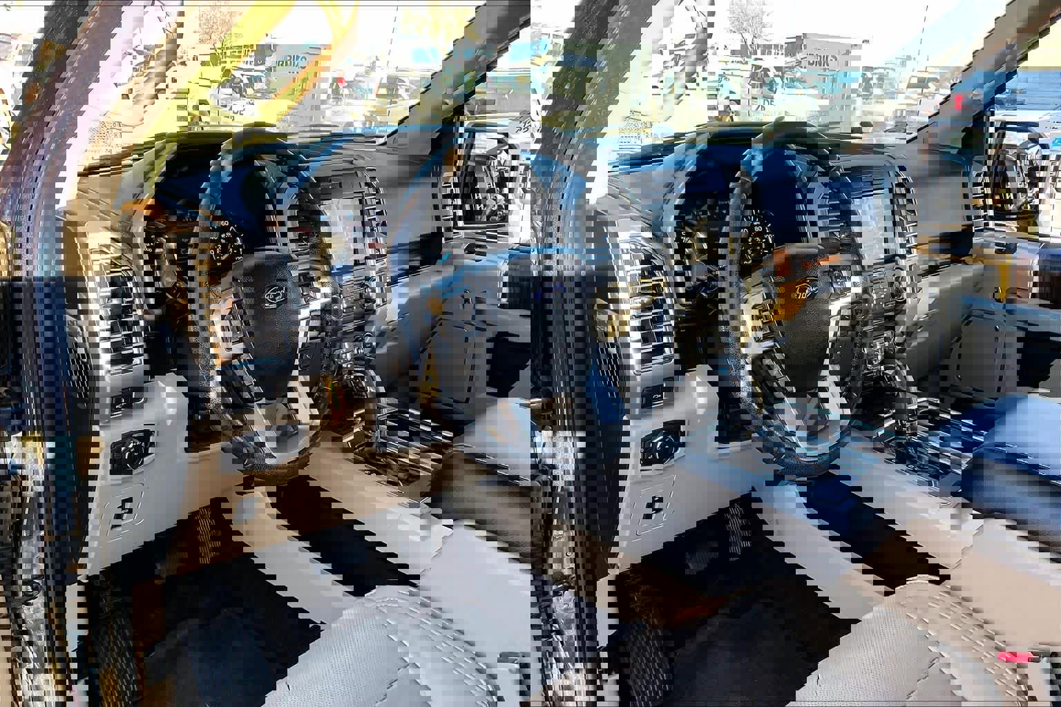 Used 2016 Ford F150 Lariat image 16