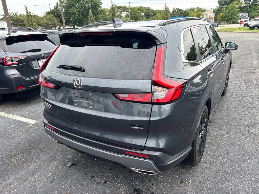 Used 2023 Honda CR-V Sport Touring image 3