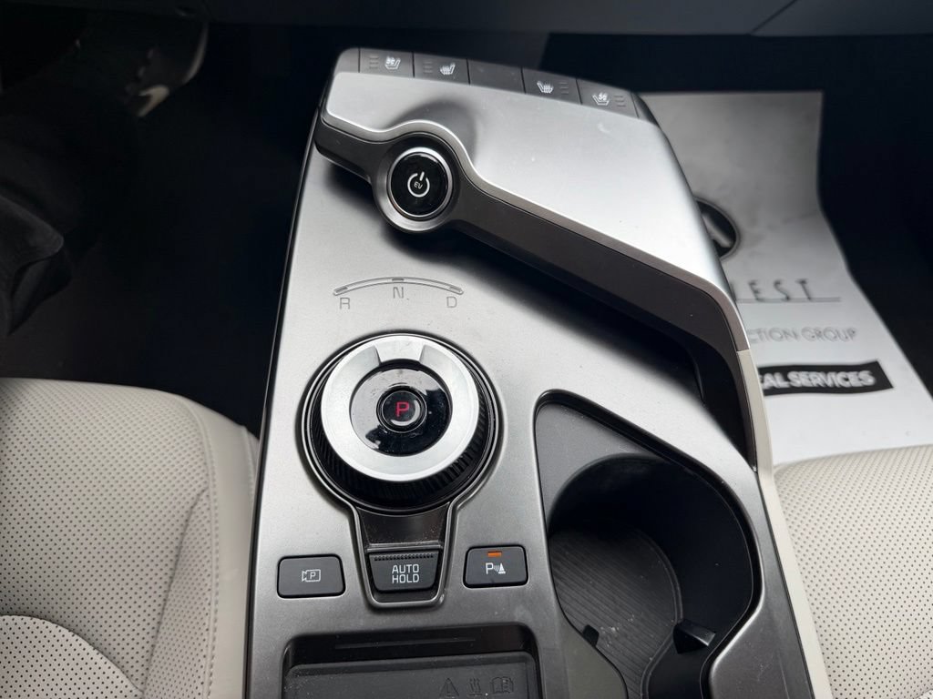Used 2024 Kia EV6 Wind w/ Wind Technology Package RWD image 18