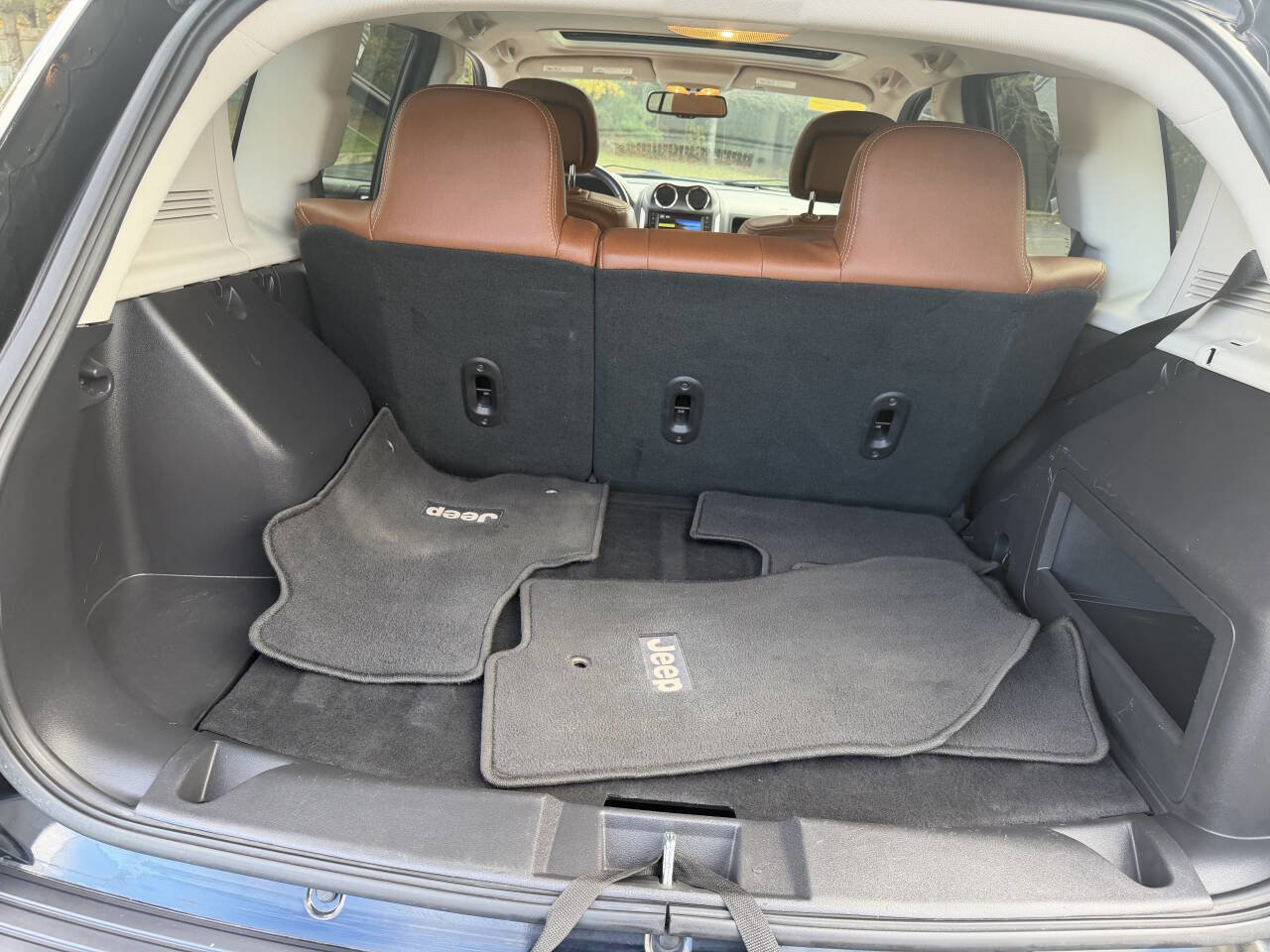 Used 2017 Jeep Compass High Altitude image 23