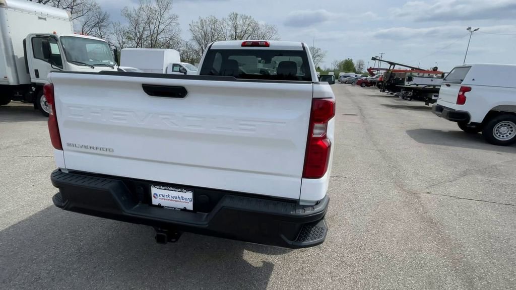 New 2026 Chevrolet Silverado 1500 W/T w/ WT Value Package AWD/4WD image 9