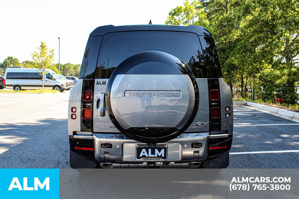 Used 2023 Land Rover Defender 130 SE AWD/4WD image 10