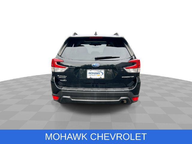 Used 2023 Subaru Forester Premium AWD/4WD image 7