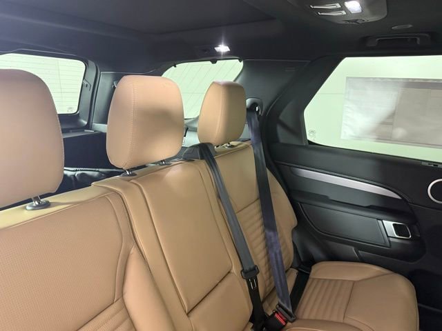 New 2026 Land Rover Discovery Limited Edition image 31